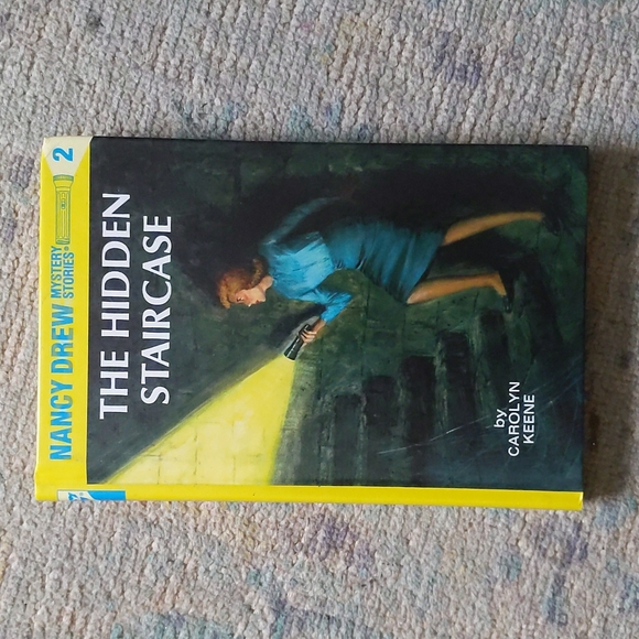 Nancy Drew Books 1 through 6 - Picture 3 of 7